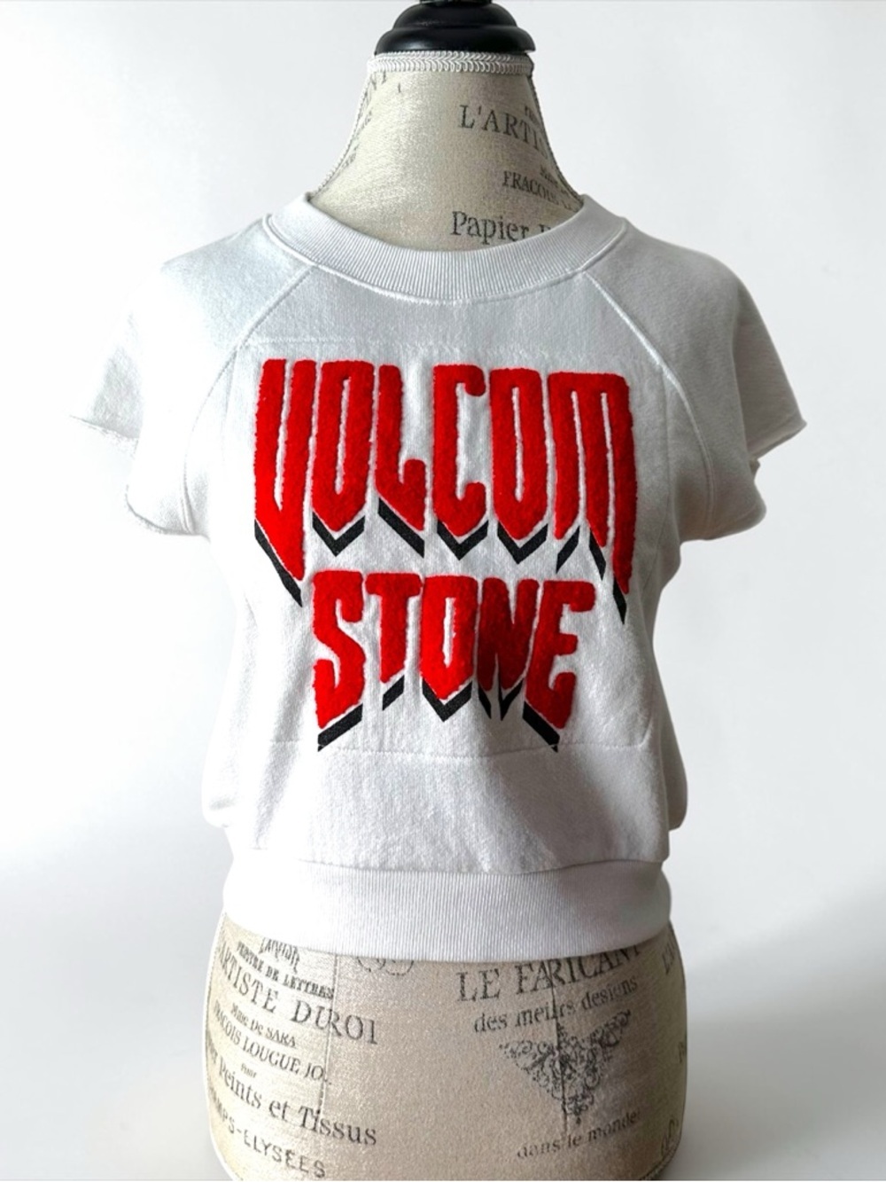 Volcom Stone Vintage Chenille Patch Short Sleeve Sweatshirt French Terry S